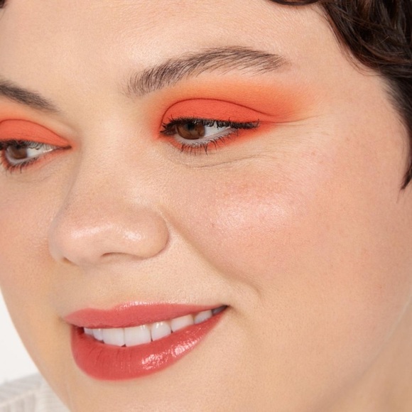 $6❤️‍🔥 about-face Matte Fluid Eye Paint MARIGOLD 🎨 NEW IN BOX about face - Picture 3 of 7